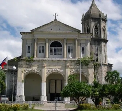 Dauis Church
